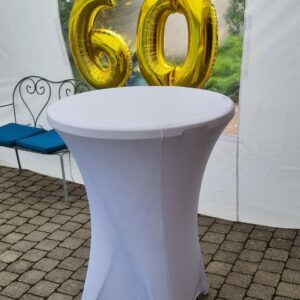 Mange debout avec housse blanche